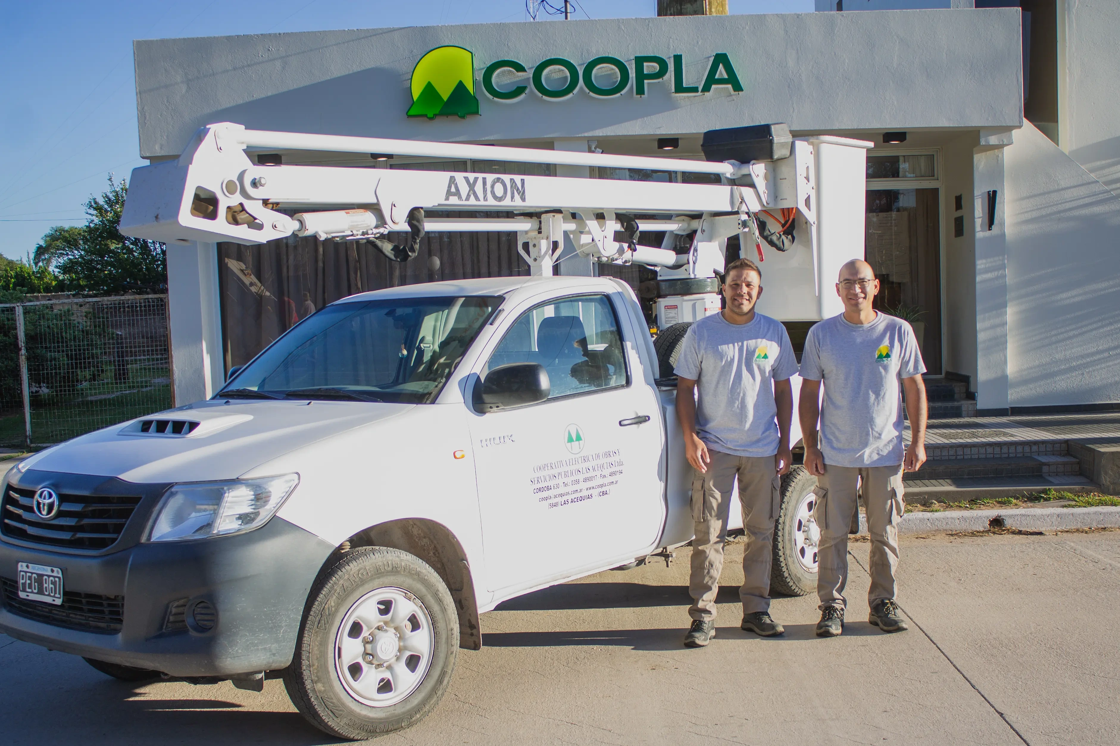 Personal del área de telecomunicaciones de COOPLA